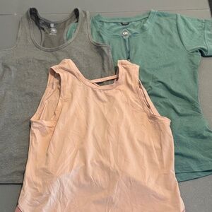 NWOT Women's Mountain Biking Shirt Bundle-Size S
